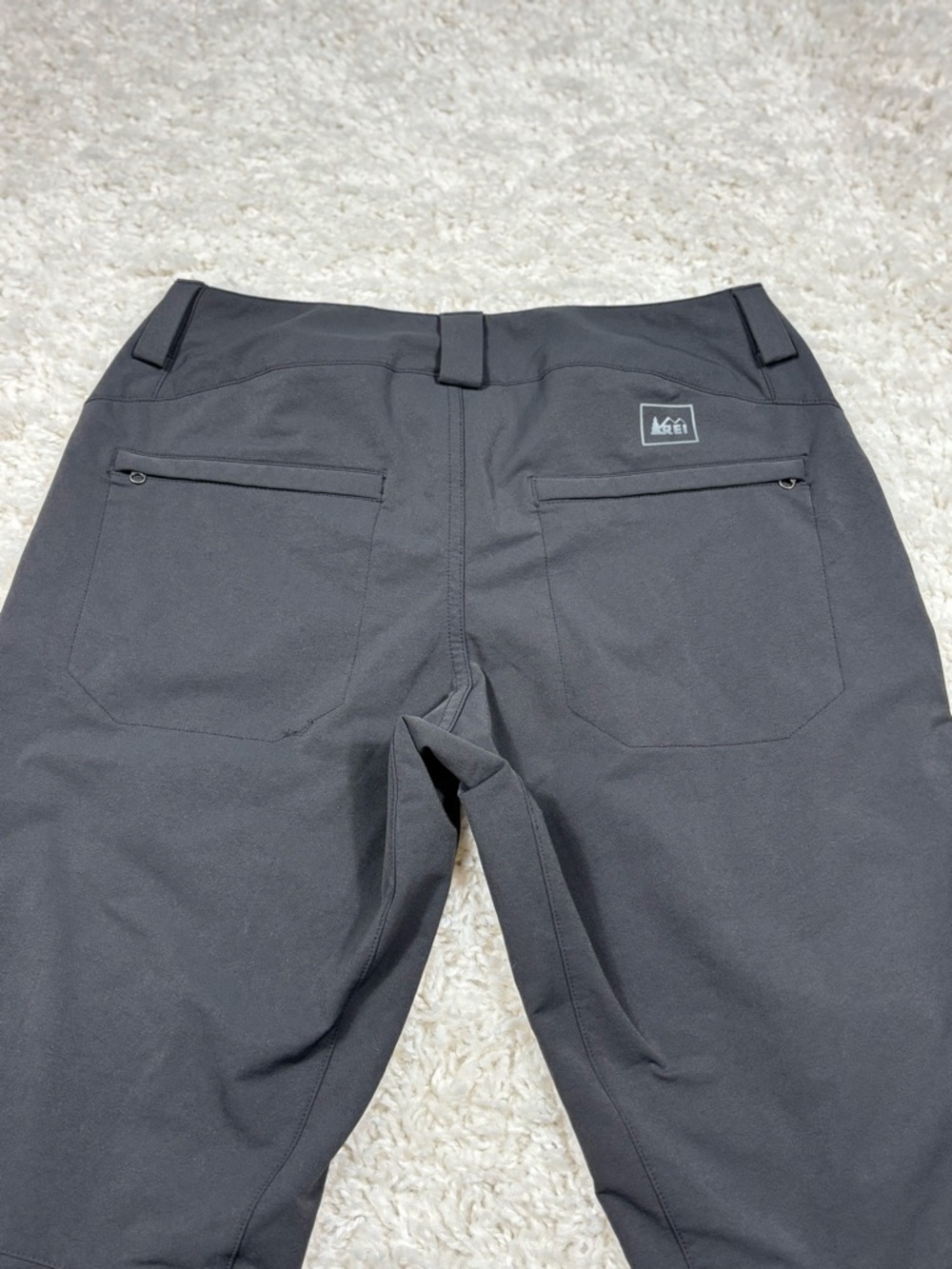REI Women’s Softshell Pants Size 6 Black Hiking Outdoor Zip Ankle - Picture 8 of 12